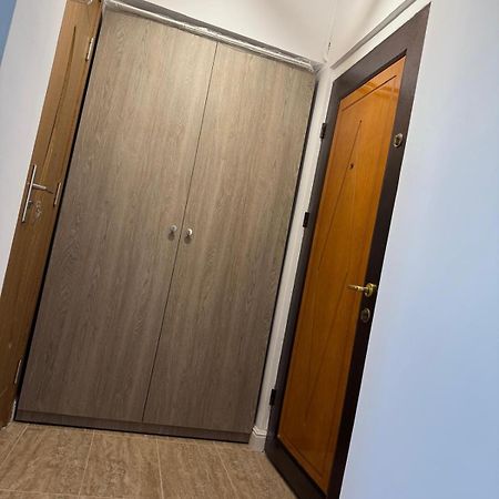 Studio Central Pcs Бухарест Экстерьер фото
