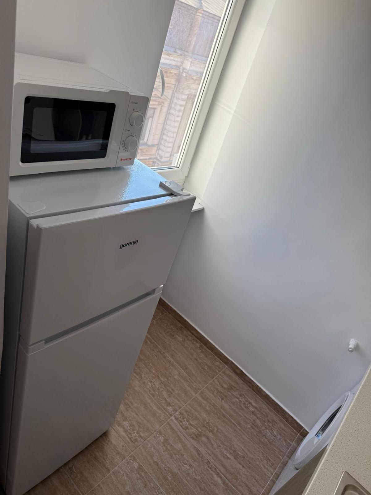 Studio Central Pcs Бухарест Экстерьер фото